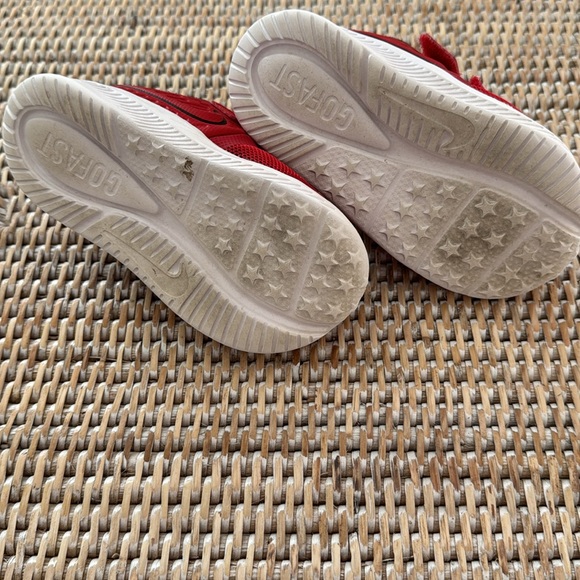 Nike Toodler Sneakers sz 6c - Picture 3 of 5